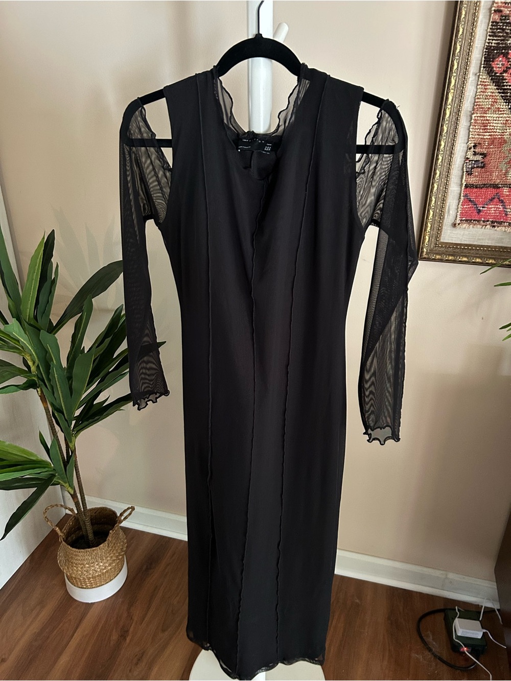 Black Mesh Sleeve Midi Dress